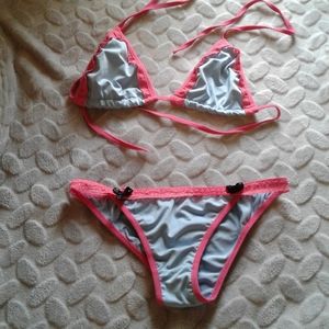 Blue/pink lace bikini